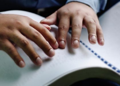 بیمه عمر افراد نابینا و ناشنوا